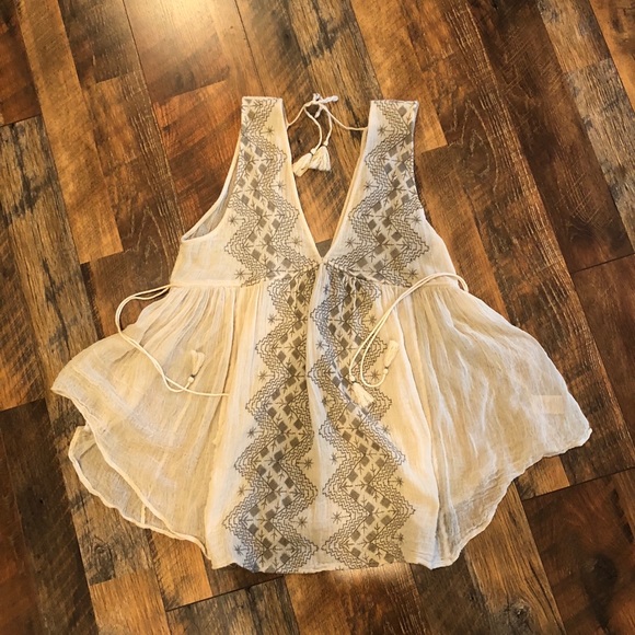 Free People Tops - Free People Lovely Flowy Blouse